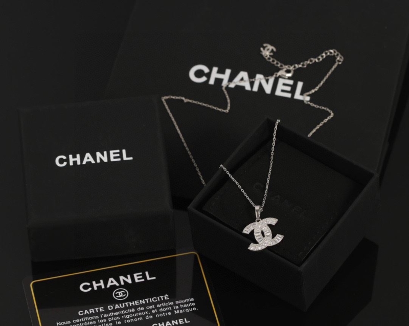 Ch**el necklaces